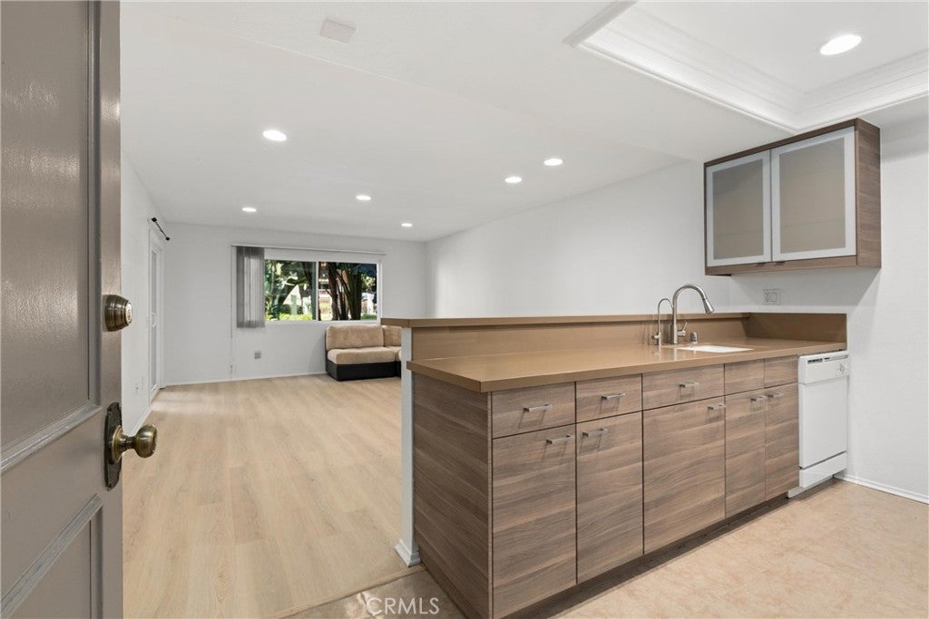 10737 San Diego Mission Road 106