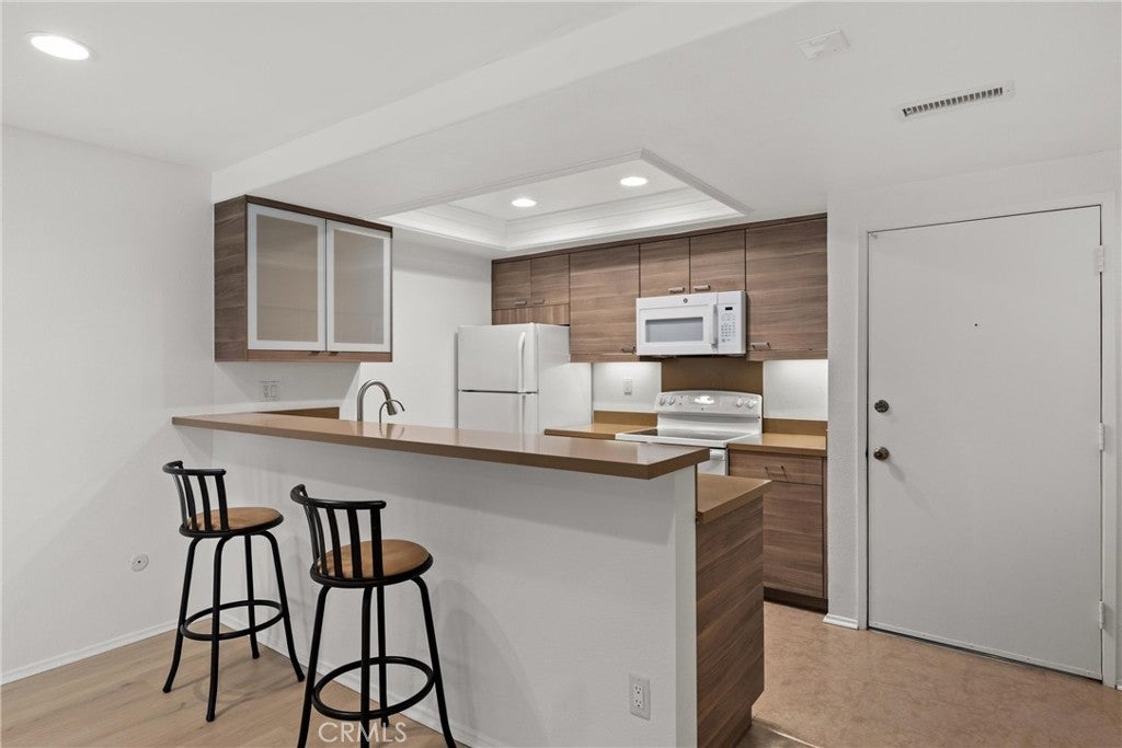 10737 San Diego Mission Road 106