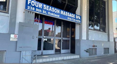 Photo of 238 9th Street St, Oakland, CA 94607 (MLS # 41130600)