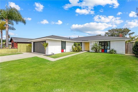 Photo of 20692 Kelvin Ln, Huntington Beach, CA 92646 (MLS # OC26065435)