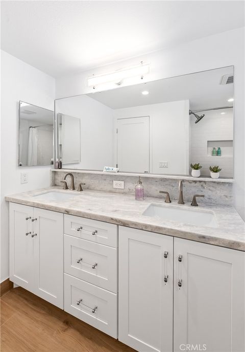 Tiny photo for 20692 Kelvin Ln, Huntington Beach, CA 92646 (MLS # OC26065435)