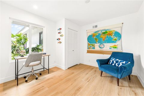 Tiny photo for 20692 Kelvin Ln, Huntington Beach, CA 92646 (MLS # OC26065435)