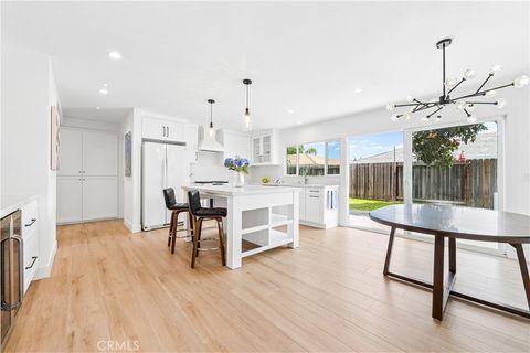 Tiny photo for 20692 Kelvin Ln, Huntington Beach, CA 92646 (MLS # OC26065435)