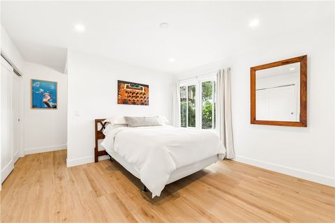 Tiny photo for 20692 Kelvin Ln, Huntington Beach, CA 92646 (MLS # OC26065435)