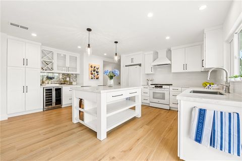 Tiny photo for 20692 Kelvin Ln, Huntington Beach, CA 92646 (MLS # OC26065435)