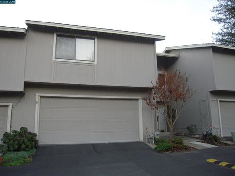 Photo of 113 Westfield Circle, Danville, CA 94526 (MLS # 41133142)