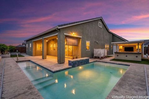 Photo of 1436 FREESTONE Road, Manteca, CA 95337 (MLS # ML82044347)