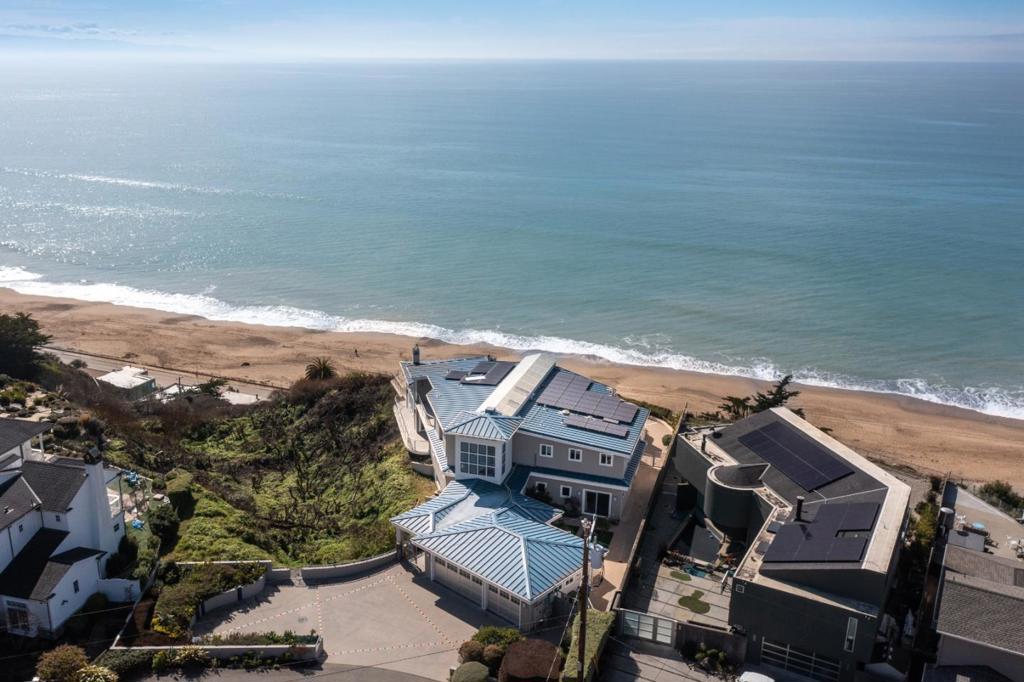 422 Seaview Drive