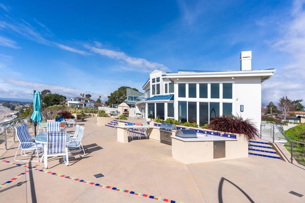 422 Seaview Drive