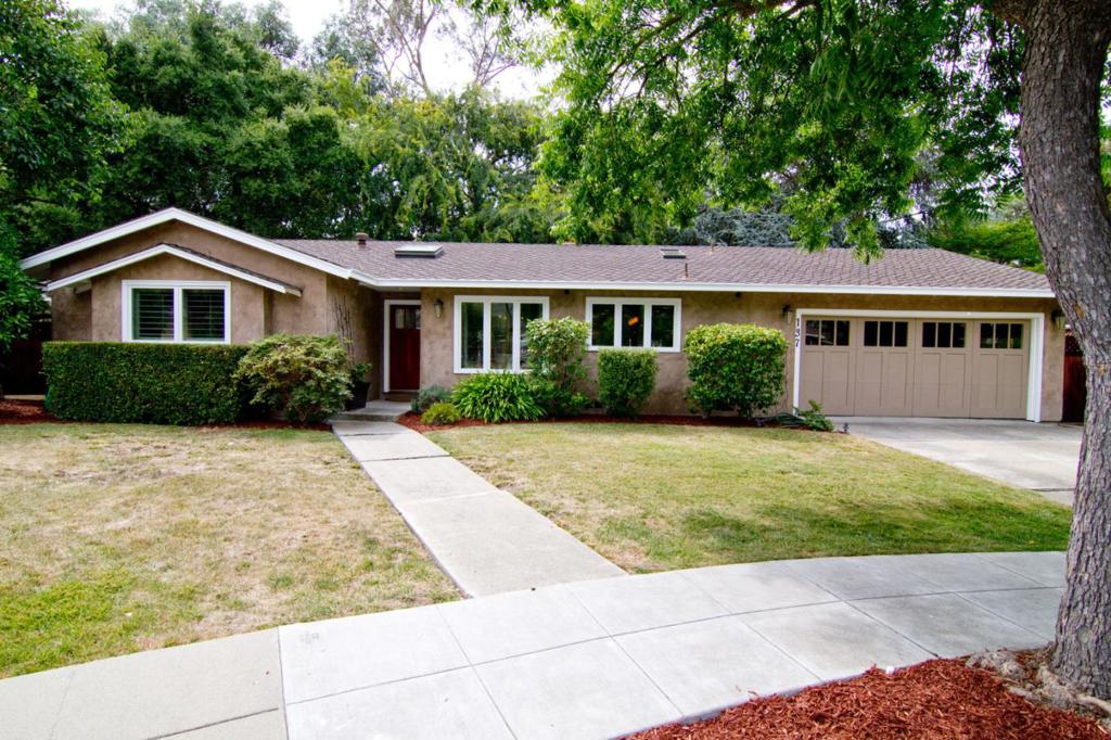 This beautifully remodeled home in Los Gatos is perfectly situated at the end of a very private cul-de-sac with walking trail to the Blossom Hill Elementary school and to Blossom Hill Park making this home an ideal place to raise a family. With warm Brazilian Cherry Hardwood floors, in the living areas, heated slate floors in the kitchen, family room back bath and laundry area and 3 sets of French doors, this home has been meticulously updated. This is Los Gatos Living at its best.