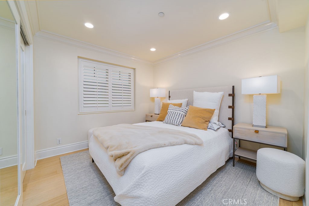 Corona del Mar North of PCH (CNHW) - Residential Lease