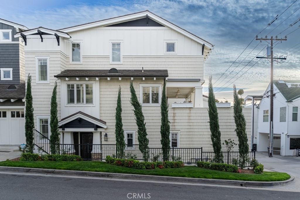 Corona del Mar North of PCH (CNHW) - Residential Lease