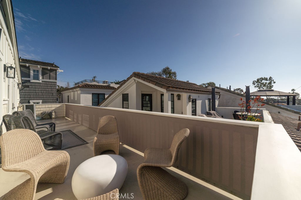 Corona del Mar North of PCH (CNHW) - Residential Lease
