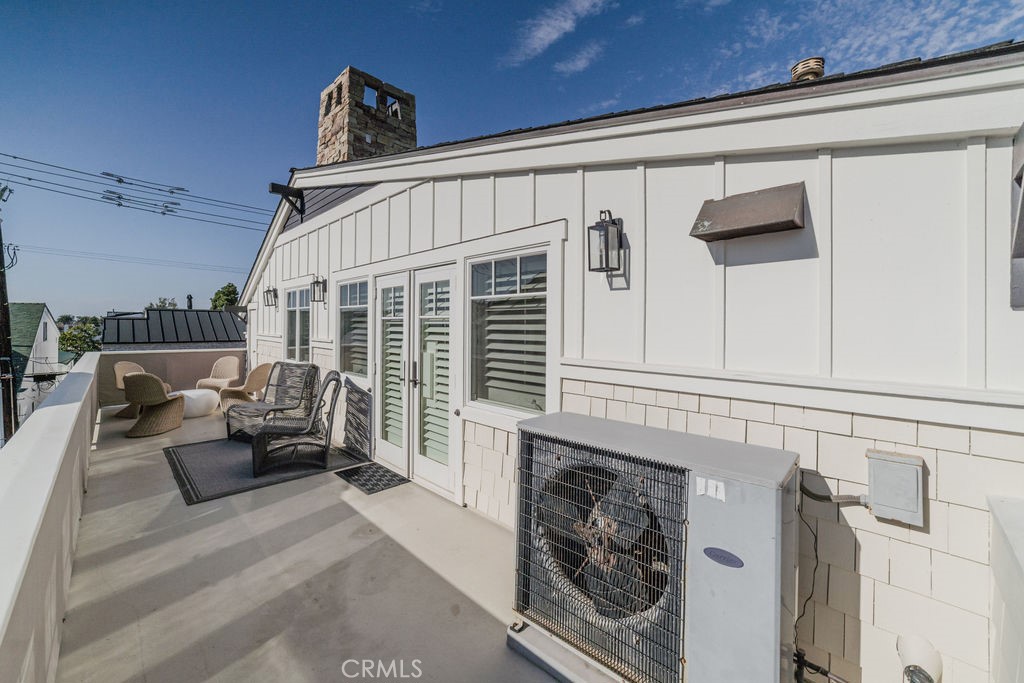 Corona del Mar North of PCH (CNHW) - Residential Lease