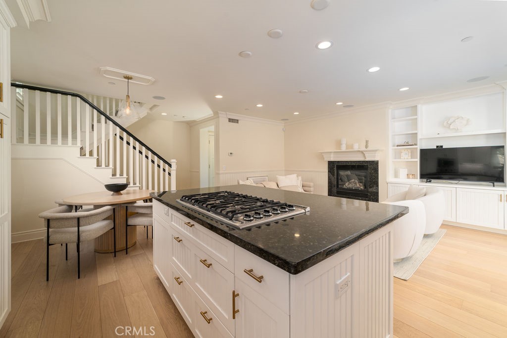Corona del Mar North of PCH (CNHW) - Residential Lease