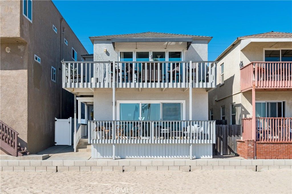 Photo of 1003 Seal WAY, Seal Beach, CA 90740 (MLS # PW26099816)