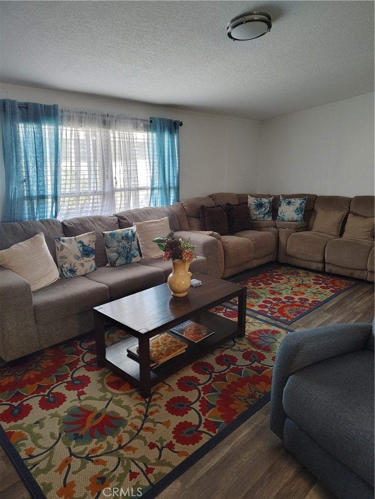 22111 Newport 46