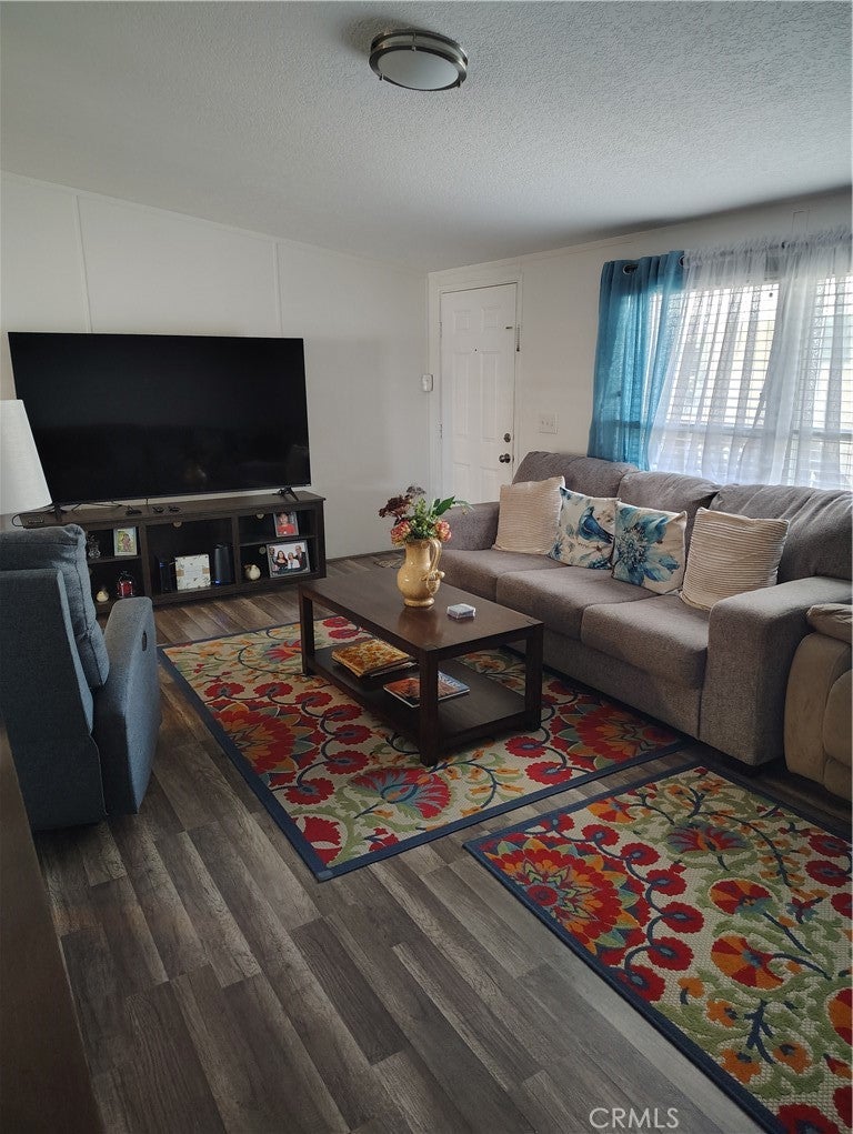 22111 Newport 46