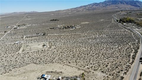 Photo of 0 Aster Road, Lucerne Valley, CA 92356 (MLS # HD25235998) Photo of 0 Aster Road, Lucerne Valley, CA 92356 (MLS # HD25235998)