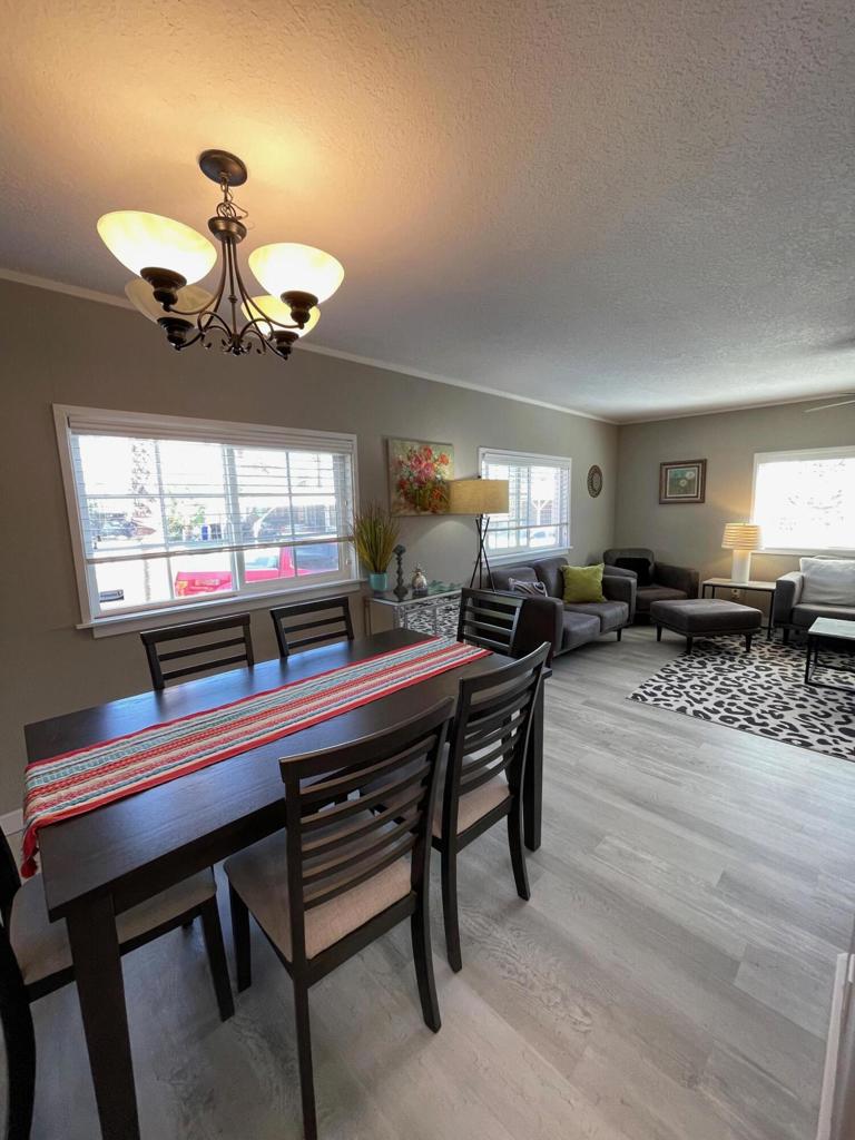 Tri Palm Estates - Manufactured In Park