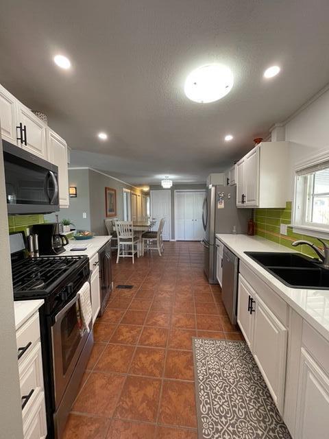 Tri Palm Estates - Manufactured In Park