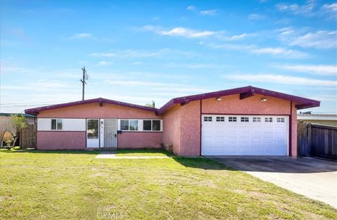 Photo of 318 318 W Taylor Street, Santa Maria, CA 93458 (MLS # PI25232752)
