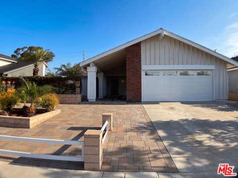 Photo of 8361 Northport Drive, Huntington Beach, CA 92646 (MLS # 26873327)