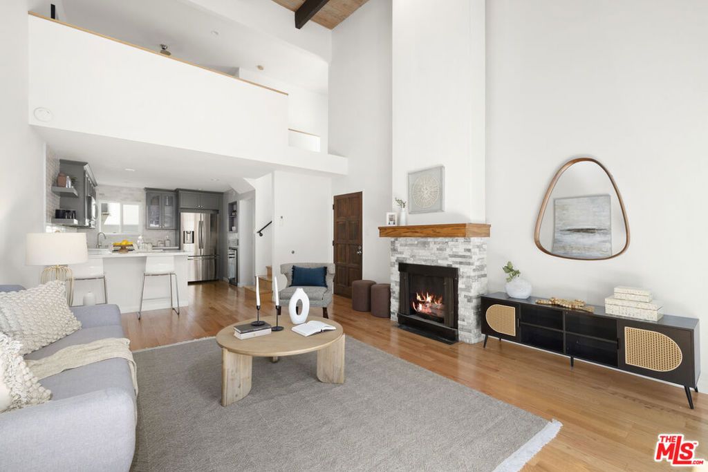 Photo of 11954 Goshen Avenue #205, Los Angeles, CA 90049 (MLS # 26667059)