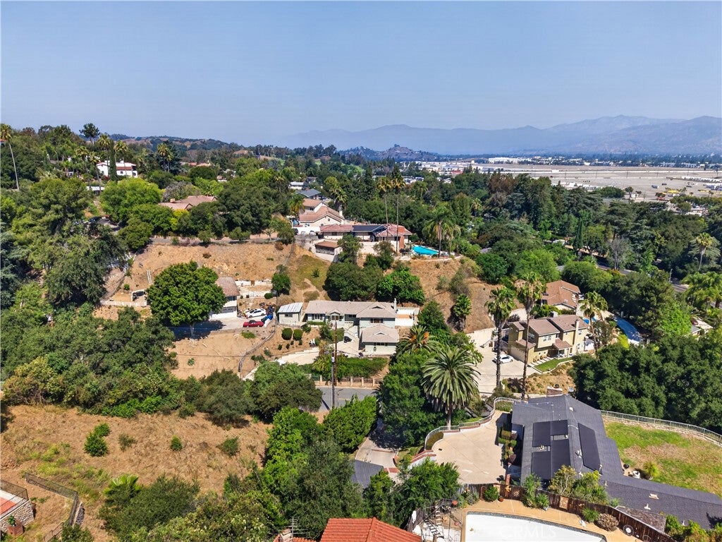1845 Canyon