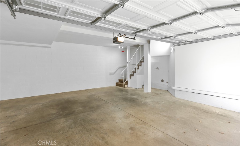 Summit Renaissance (SMRN) - Residential