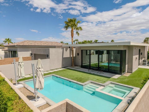 Photo of 57812 Santo Thomas, La Quinta, CA 92253 (MLS # 219152360DA)
