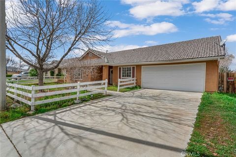 Photo of 37623 Robin Ln, Palmdale, CA 93550 (MLS # RS26046454)