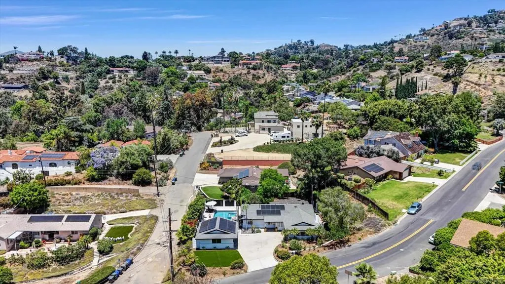 La Mesa, California 91941, United States, 3 Bedrooms Bedrooms, ,2 BathroomsBathrooms,Residential,Active,153647