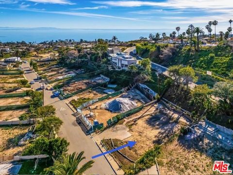 Photo of 847 Jacon Way, Pacific Palisades, CA 90272 (MLS # 26649987)