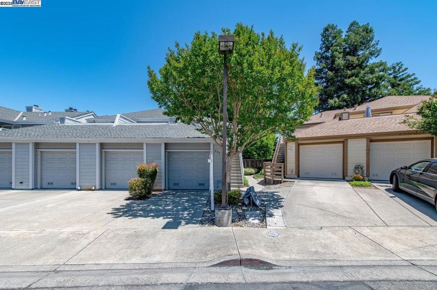 Single Level and affordable with large yard!! Sharp and ideally located near DOWNTOWN Pleasanton!! Easy to access home situated as end unit townhome with the perfect yard space. This combination is hard to find!!  West facing front door opens to an inviting living area with cozy fireplace open to the gourmet kitchen with granite, stainless appliances, Luxury vinyl flooring throughout and newer bath updates, fresh paint. This corner unit has a darling patio with a big yard perfect for dining, BBQs and a dog!!  Walk to Historic Downtown, Close to shopping, Schools, Farmer's market, BART, Train, The HOA covers trash and water. 1 car attached garage and plenty of storage space!!