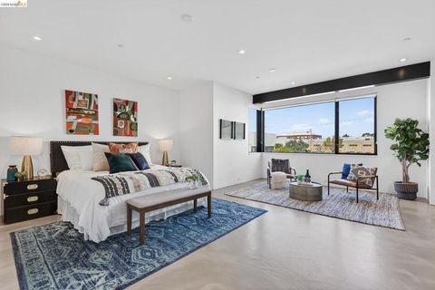 Photo of 811 Folger Ave Ave, Berkeley, CA 94710 (MLS # 41125132)