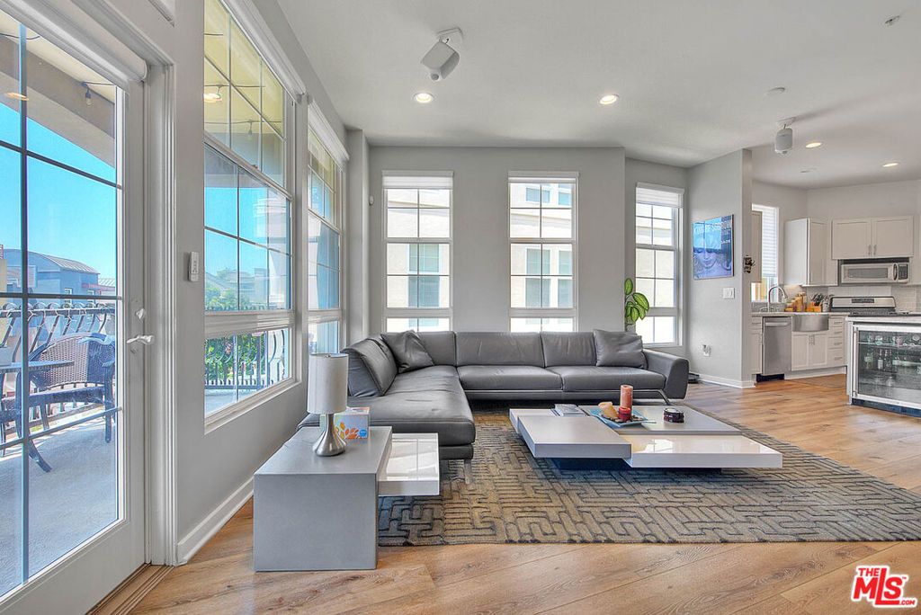 Photo of 13020 Pacific #303, Playa Vista, CA 90094 (MLS # 25533203)