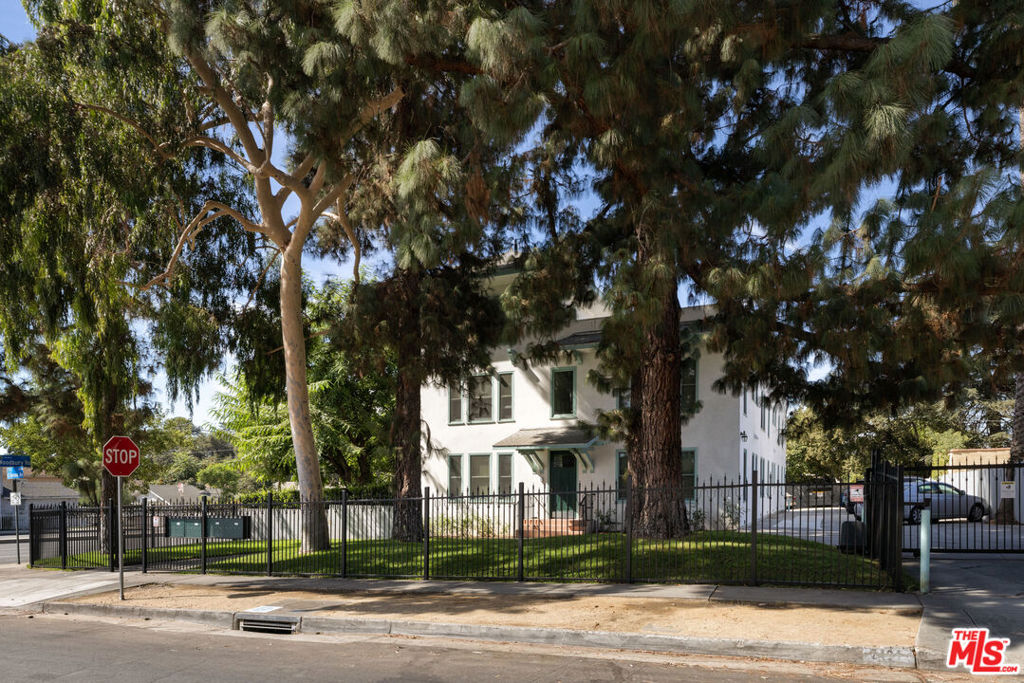 Properties 2 2191 El Sereno Avenue