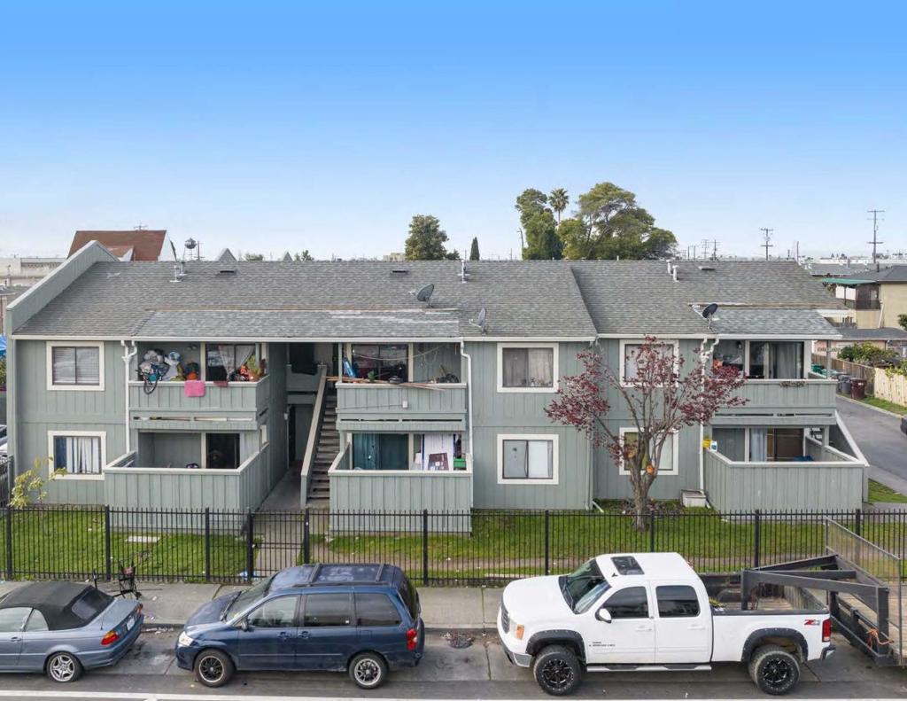 4527 Bancroft Avenue