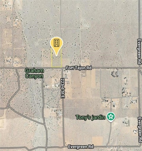 Photo of 233 Fort Tejon, Llano, CA 93544 (MLS # IV26225523)