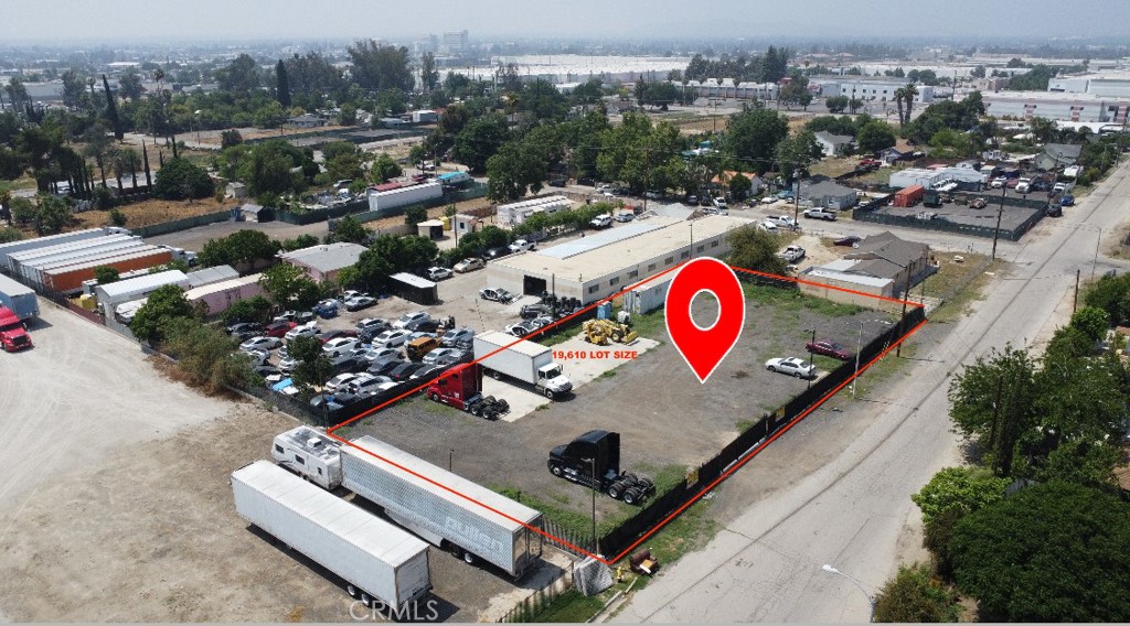 Prime Industrial Property– Gifford Ave, San Bernardino
Don't miss this opportunity to capitalize on the potential of this well-located commercial lot in San Bernardino! Situated on Gifford Avenue, this 19,610 sq ft industrial-zoned property is perfectly suited for semi-truck parking, a contractor’s yard, or a variety of other industrial uses.
Currently operating as a truck yard, the site offers 32 parking spaces—23 of which are already leased—providing immediate income potential. The yard is fully fenced and gated, featuring a gravel surface for durability and easy access. Ideal for truck, trailer, RV, or vehicle storage. For more information or to schedule a viewing, please contact the listing agent directly.