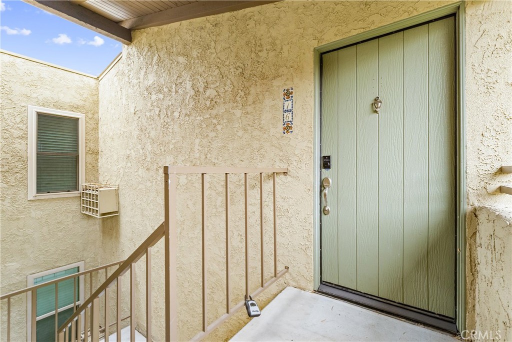 1345 Cabrillo Park Drive L16