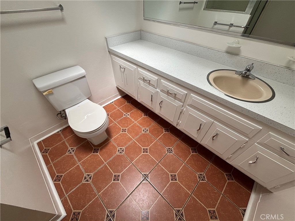 listing image 130726194707549964827