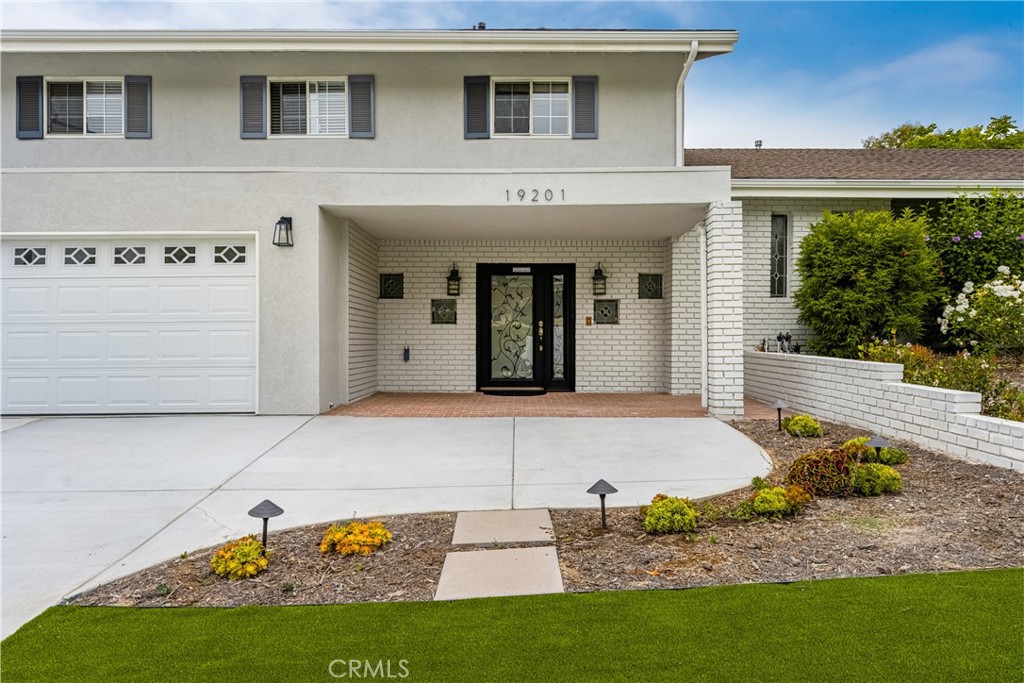 19201 Barrett Lane