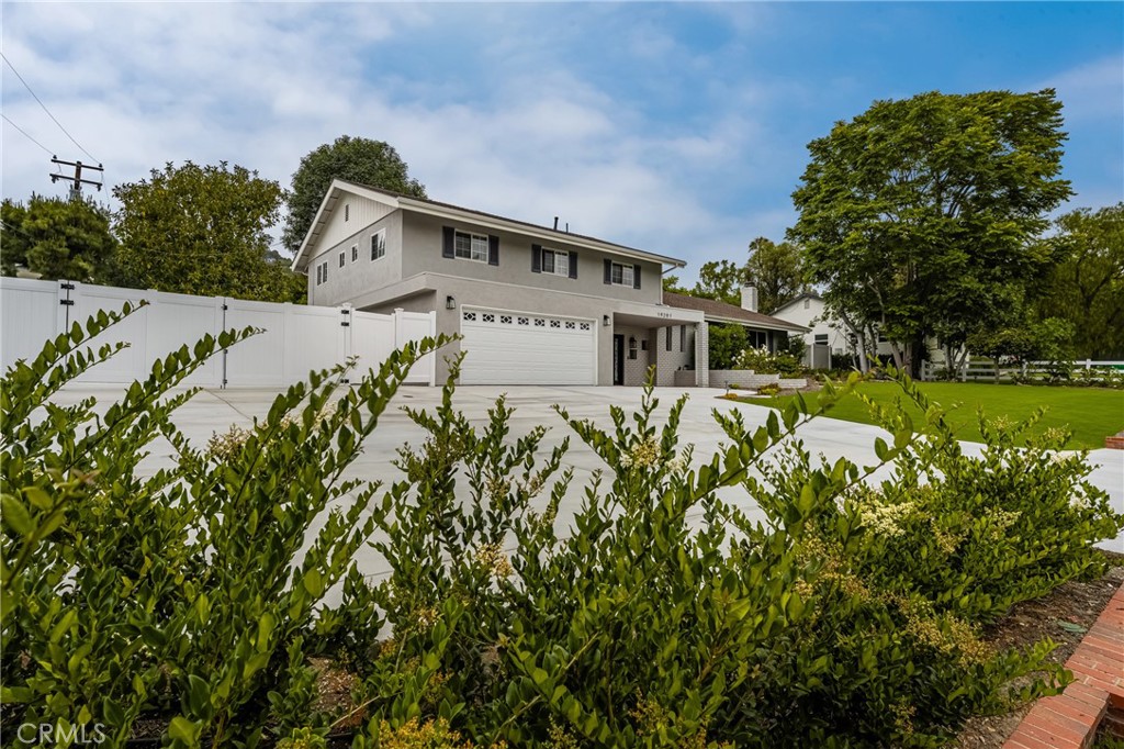 19201 Barrett Lane