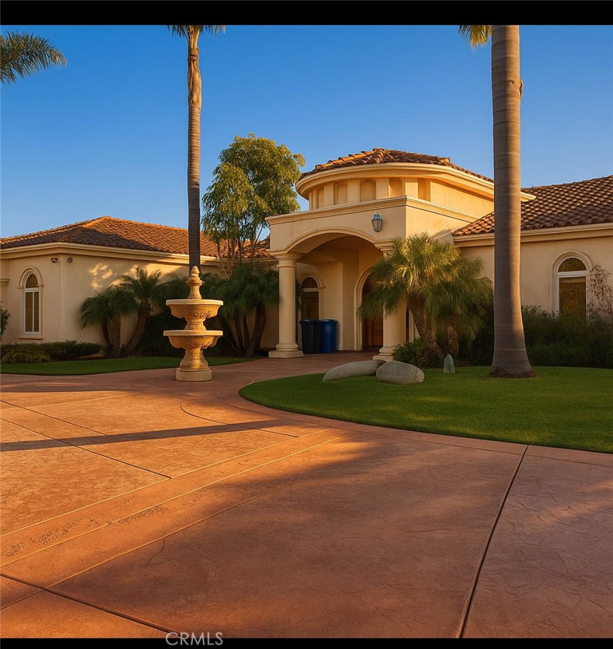 1685 Scenic View Way