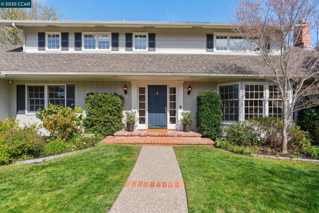 33 Juniper Way