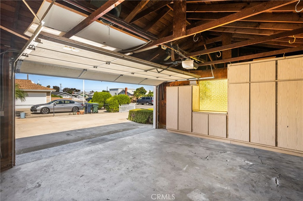 Oakview/Newland - Residential