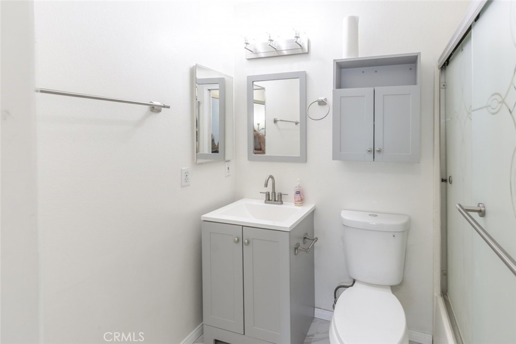 Properties 4 7125 Shoup Avenue 206