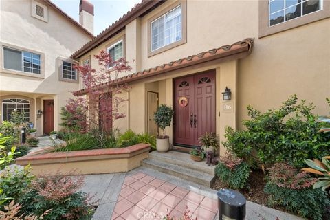 Photo of 86 Pasto Rico, Rancho Santa Margarita, CA 92688 (MLS # OC26087425)